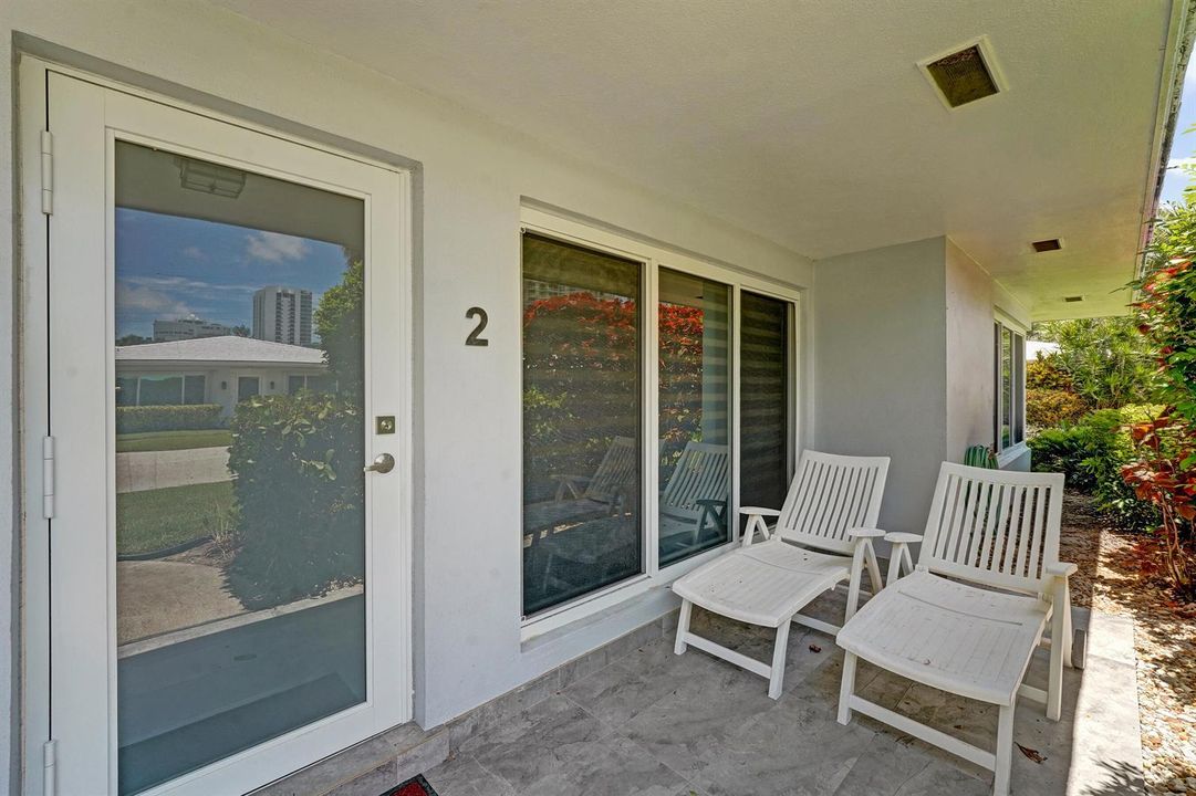 5-front entrance DSC03150