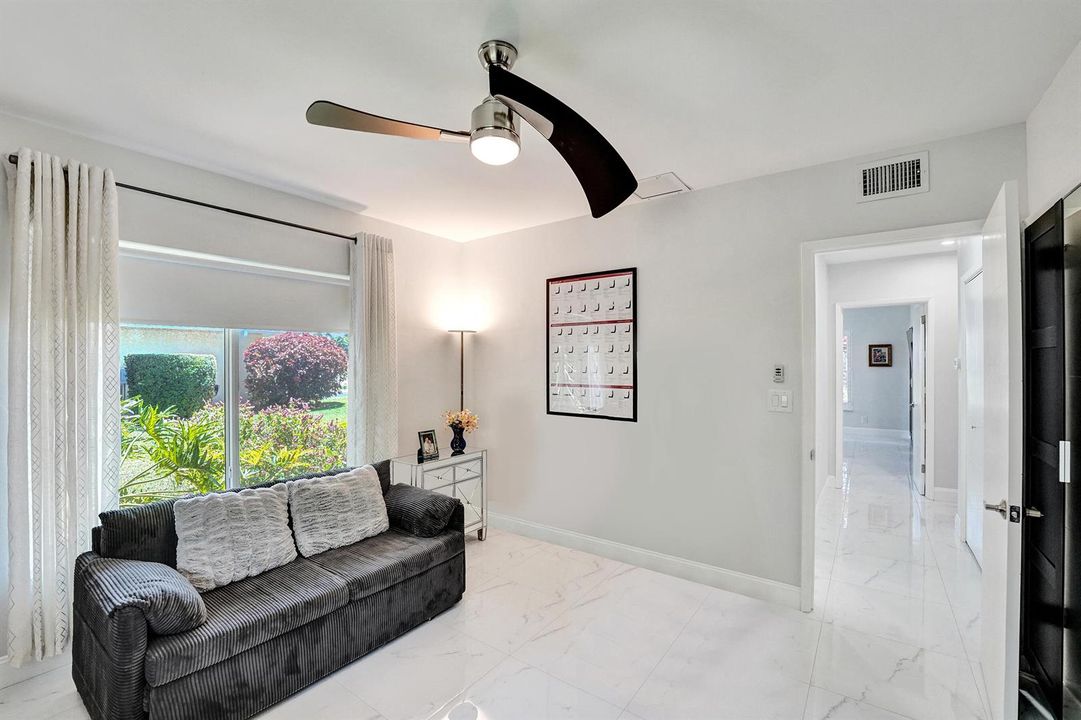 26-second 2 bedroom DSC03168