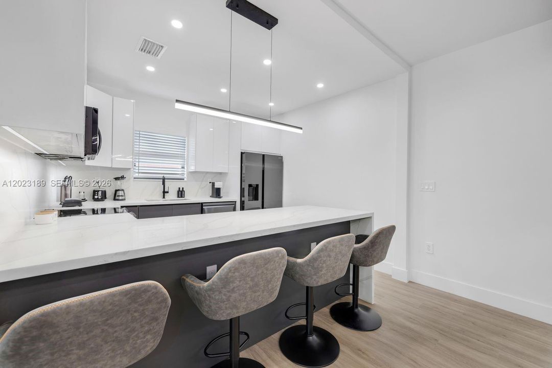 For Sale: $1,169,000 (5 beds, 3 baths, 1779 Square Feet)