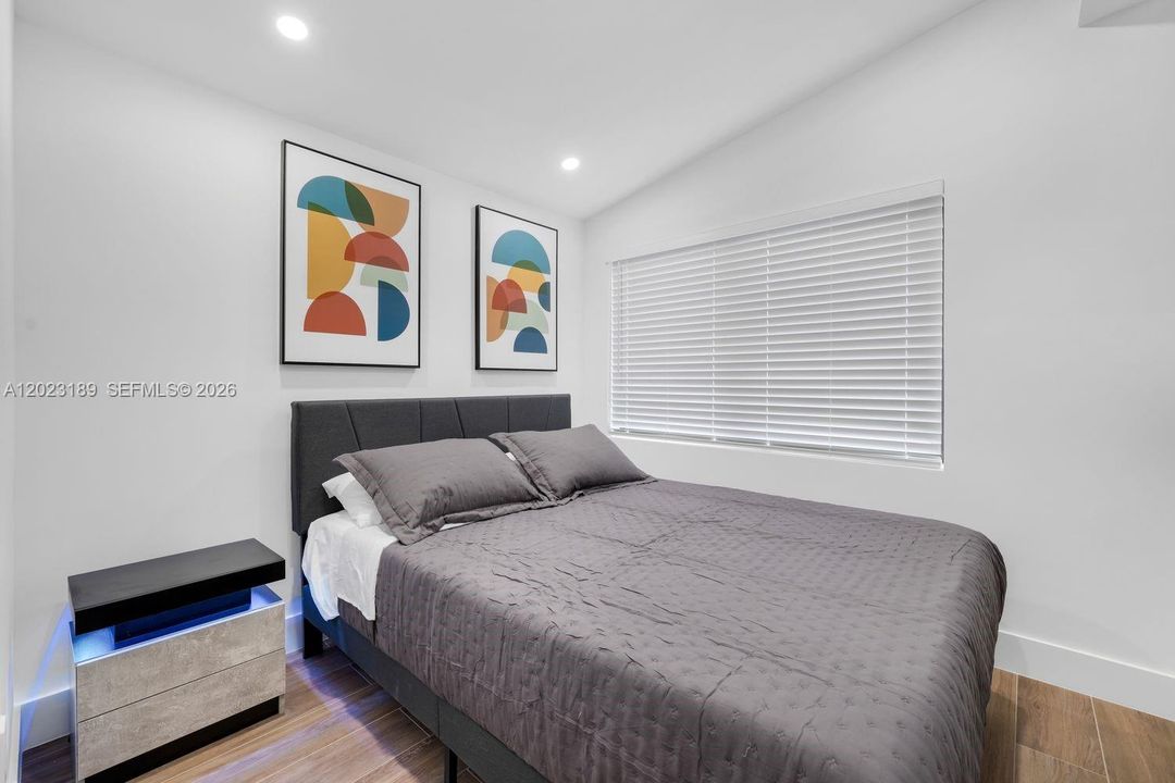 For Sale: $1,169,000 (5 beds, 3 baths, 1779 Square Feet)
