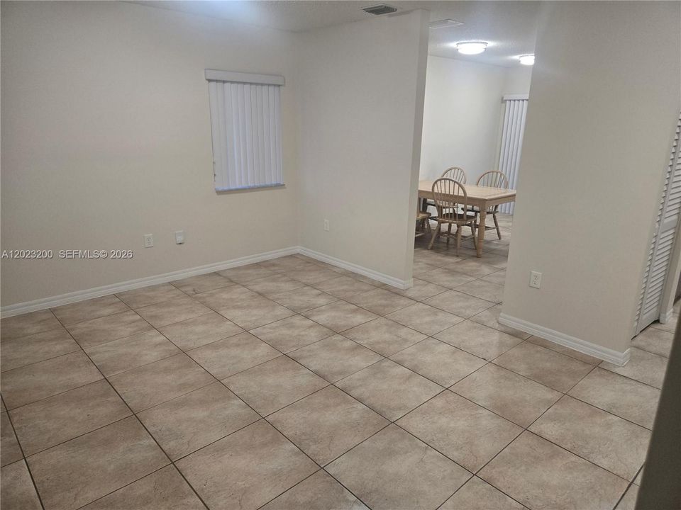 For Rent: $2,700 (3 beds, 2 baths, 1164 Square Feet)