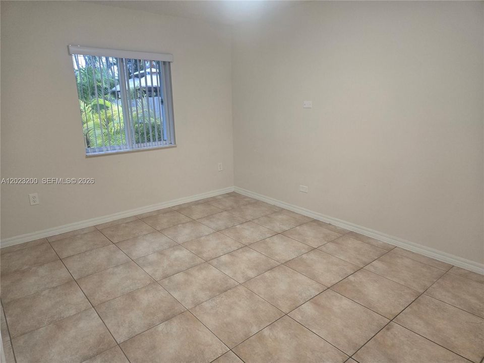 For Rent: $2,700 (3 beds, 2 baths, 1164 Square Feet)