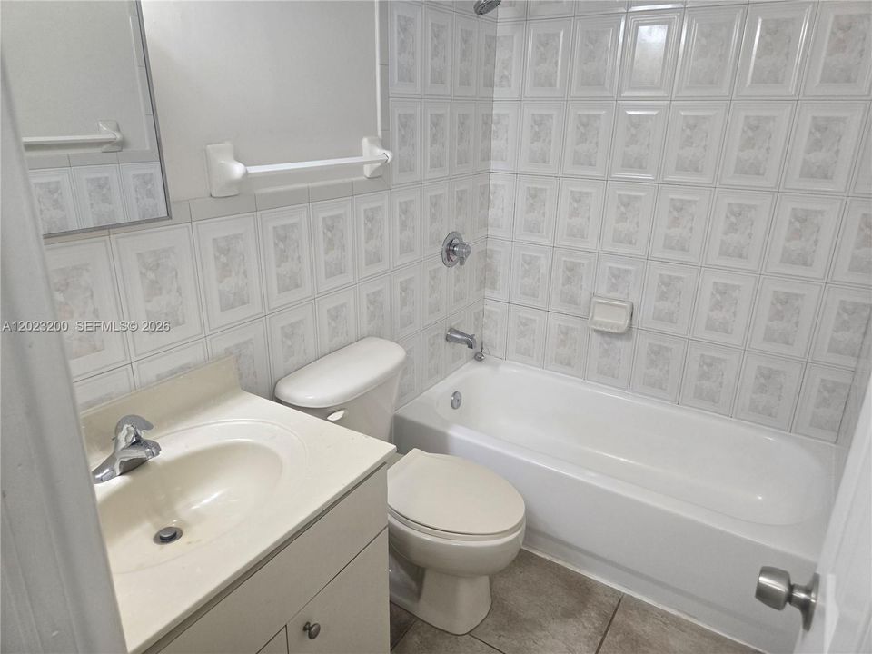 For Rent: $2,700 (3 beds, 2 baths, 1164 Square Feet)
