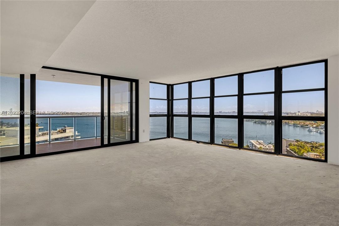 Active With Contract: $1,575,000 (2 beds, 2 baths, 1837 Square Feet)