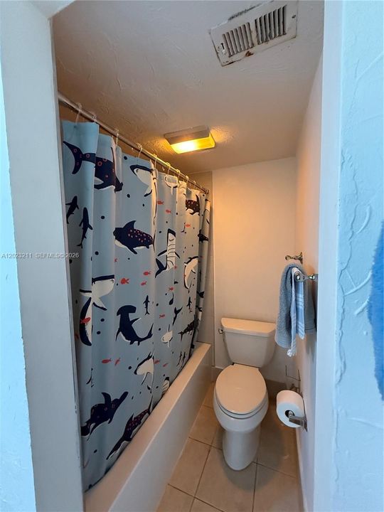 В аренду: $3,200 (2 спален, 2 ванн, 1296 Квадратных фут)