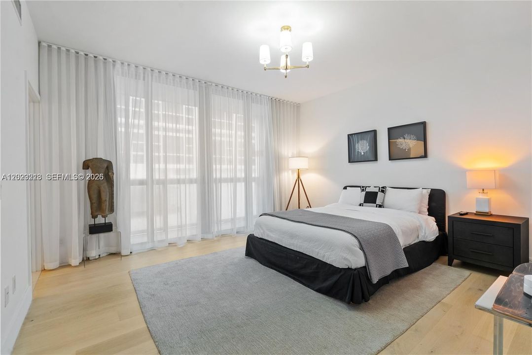 В аренду: $35,000 (3 спален, 3 ванн, 3385 Квадратных фут)