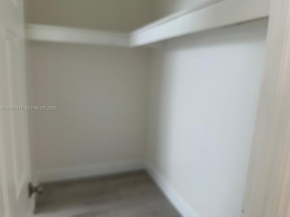 En Renta: $1,350 (0 camas, 1 baños, 620 Pies cuadrados)