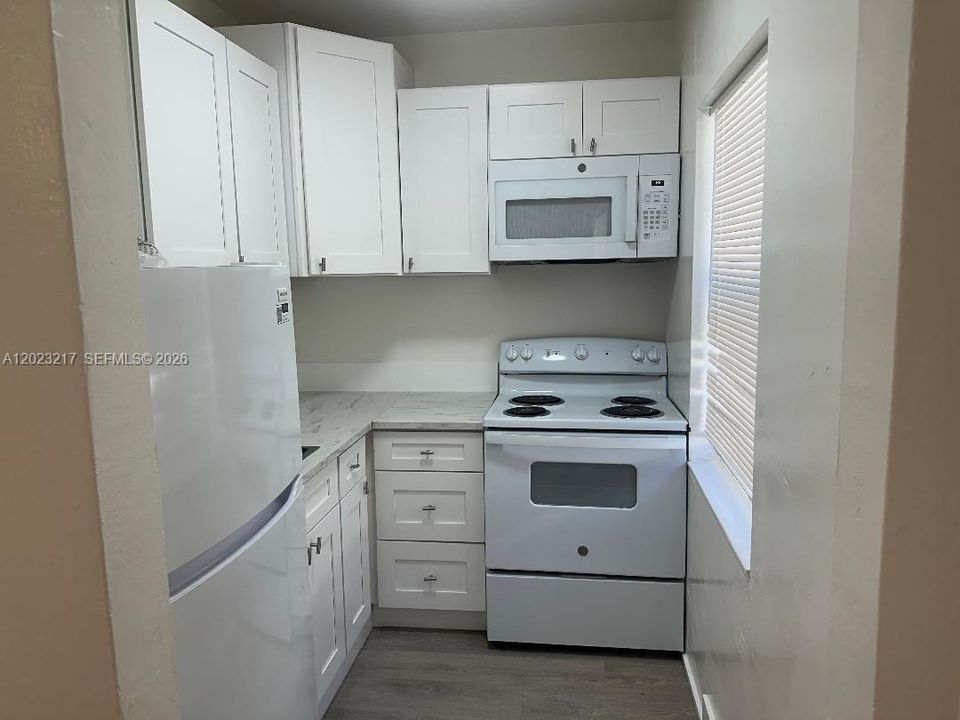 En Renta: $1,350 (0 camas, 1 baños, 620 Pies cuadrados)