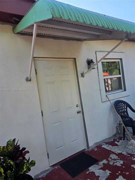 En Renta: $1,150 (0 camas, 1 baños, 0 Pies cuadrados)