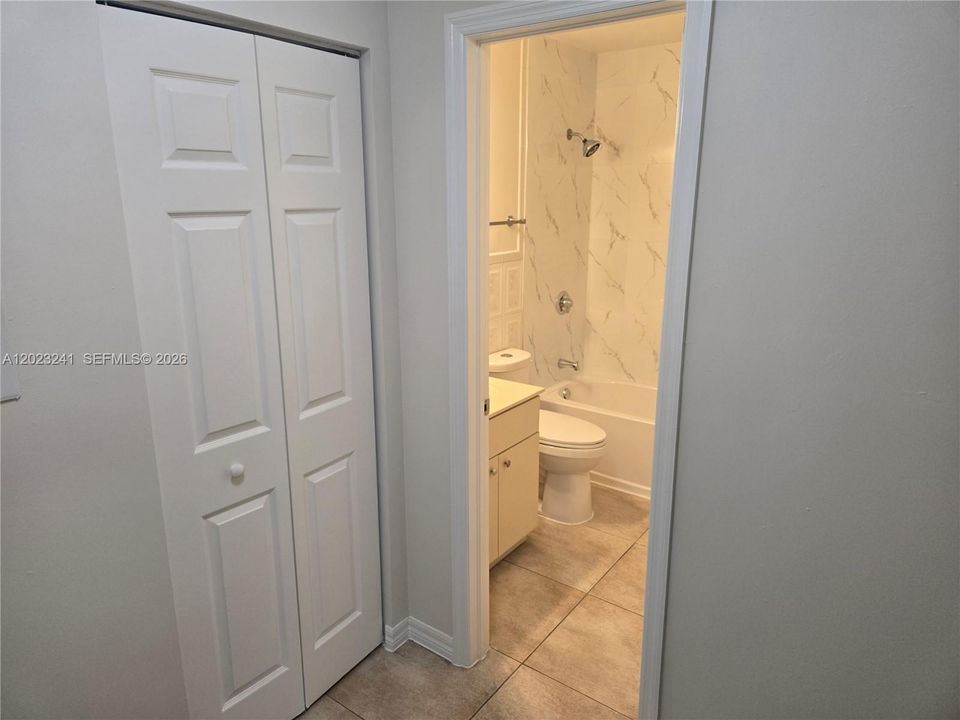 For Rent: $2,600 (3 beds, 2 baths, 1164 Square Feet)