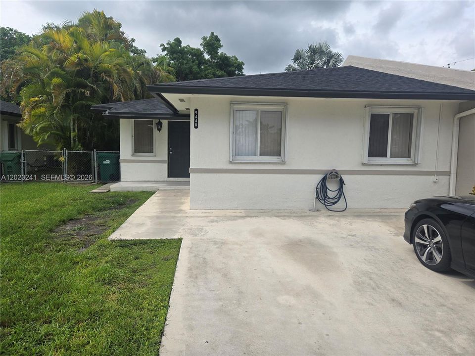 For Rent: $2,600 (3 beds, 2 baths, 1164 Square Feet)