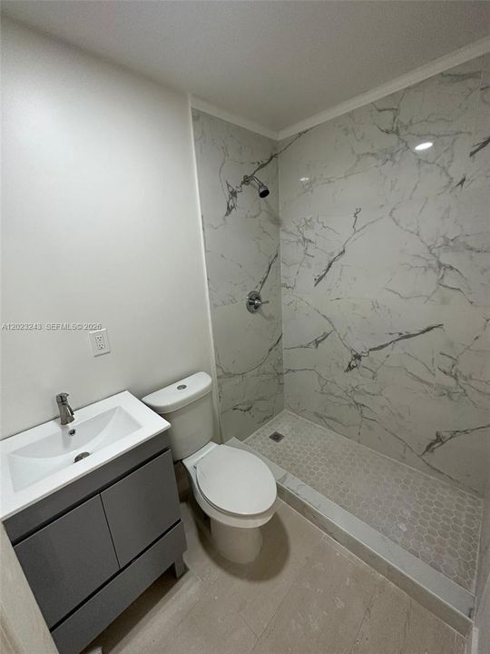 For Sale: $450,000 (2 beds, 1 baths, 1189 Square Feet)