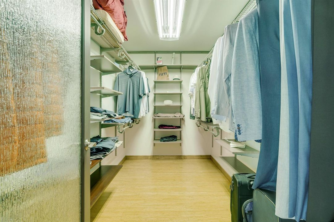 Primary Walk in Closet
