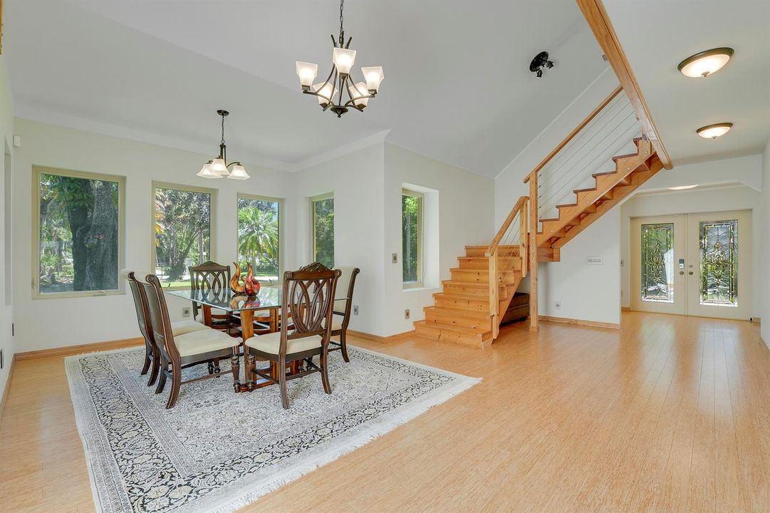 Dinning Room / Stairs