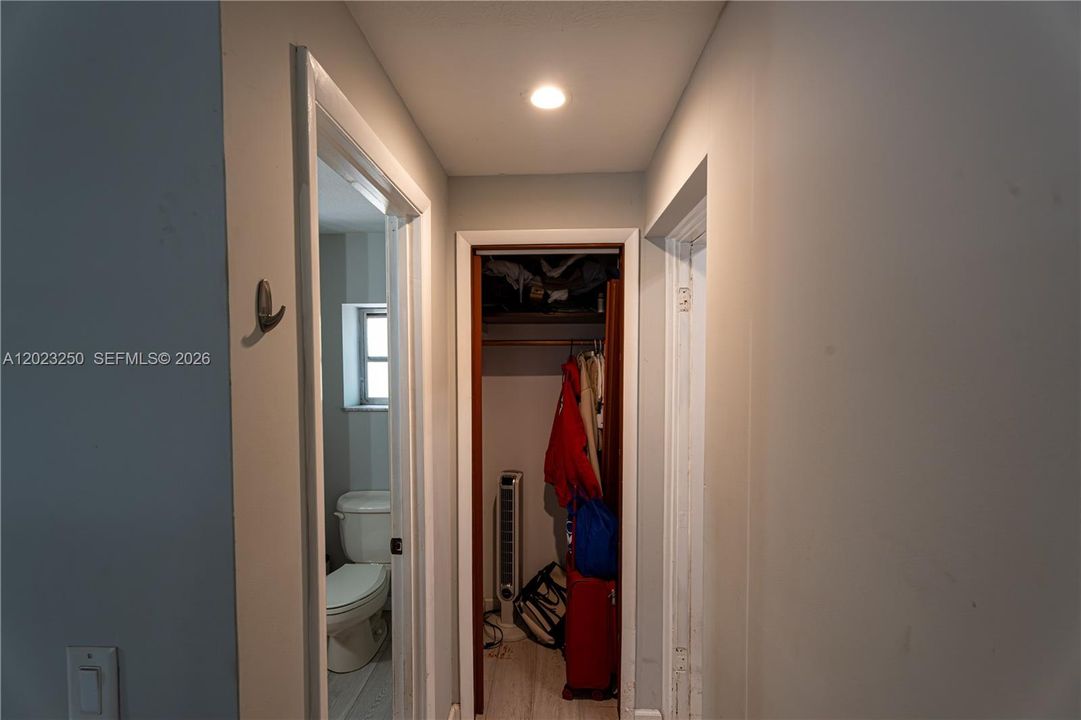 For Sale: $320,000 (3 beds, 2 baths, 1300 Square Feet)