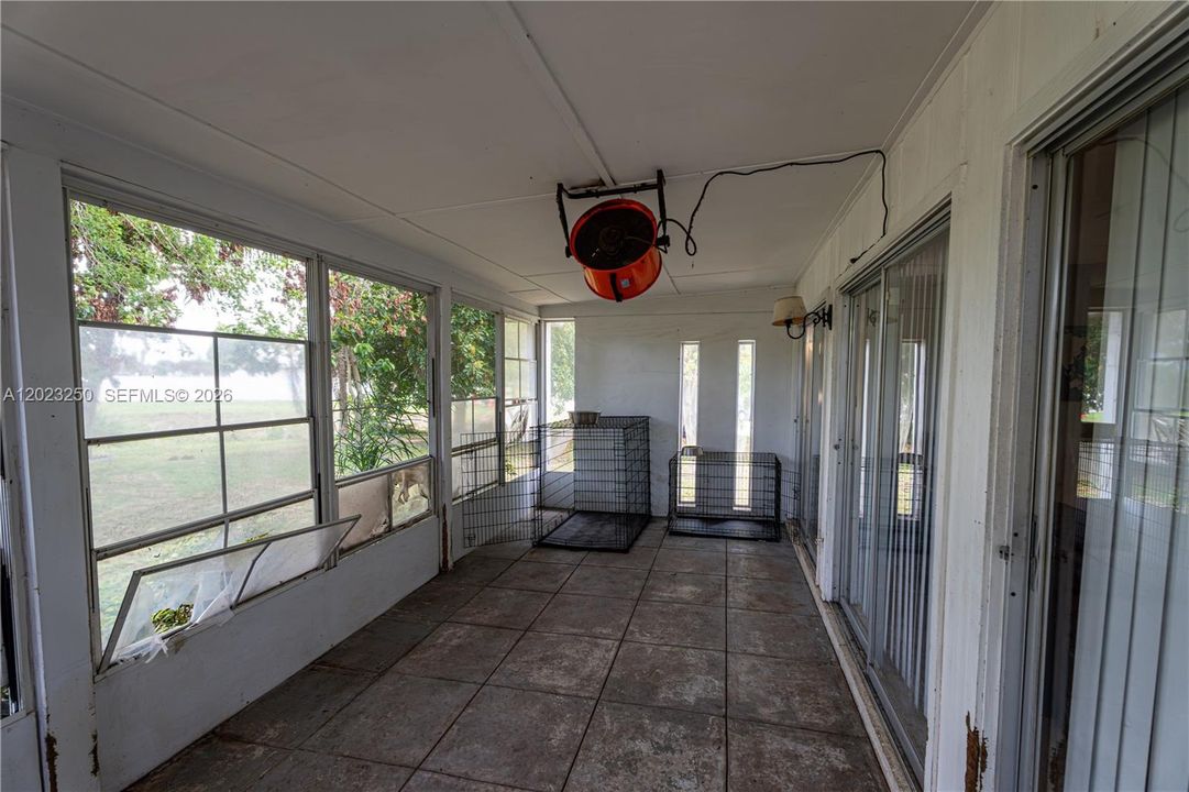 For Sale: $320,000 (3 beds, 2 baths, 1300 Square Feet)