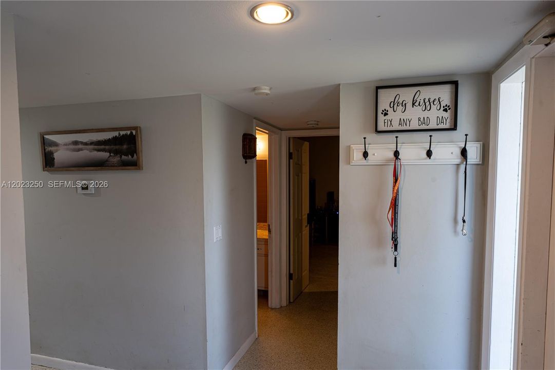 For Sale: $320,000 (3 beds, 2 baths, 1300 Square Feet)
