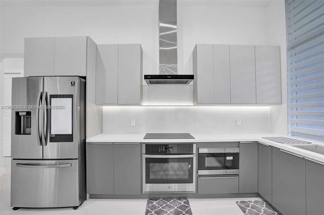 В аренду: $11,595 (5 спален, 3 ванн, 2127 Квадратных фут)