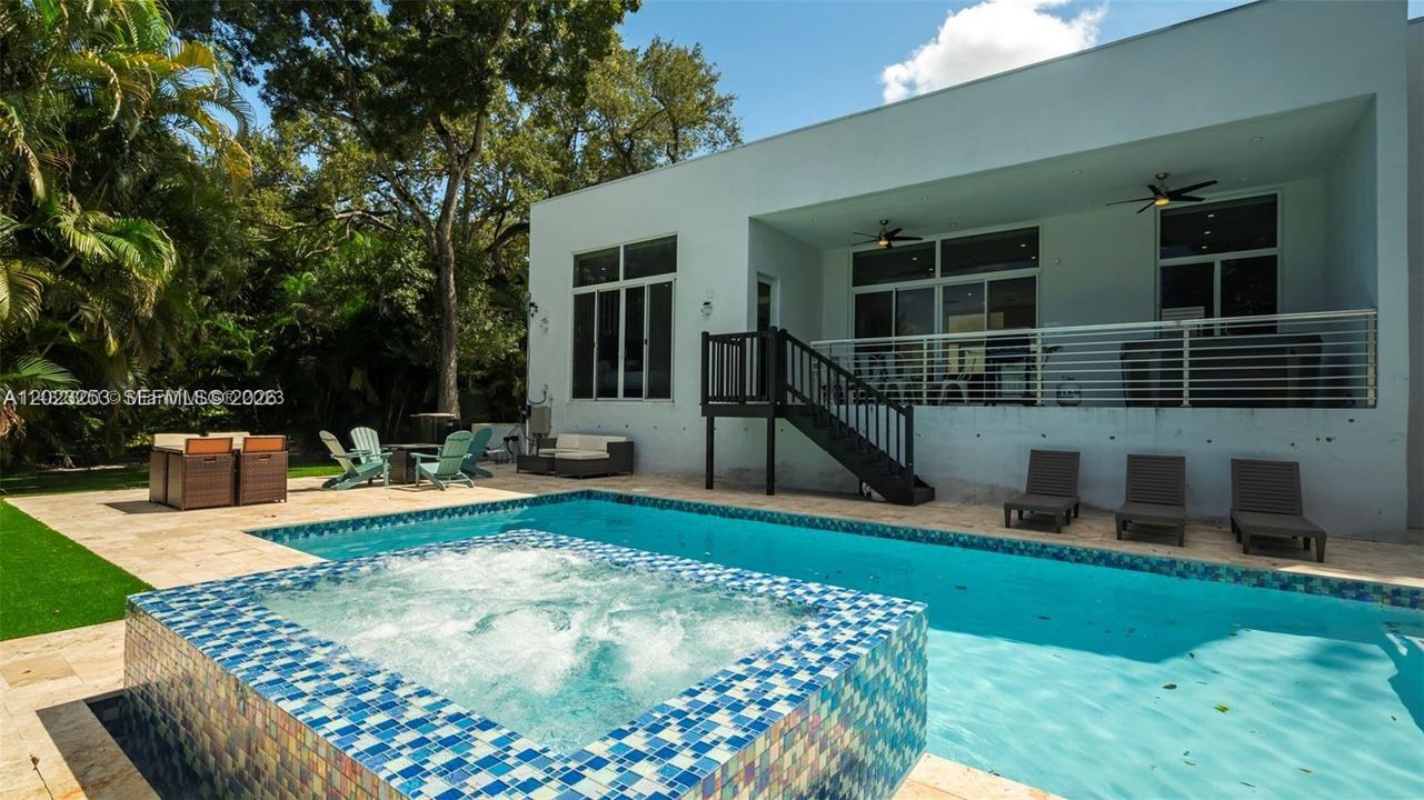 В аренду: $11,595 (5 спален, 3 ванн, 2127 Квадратных фут)