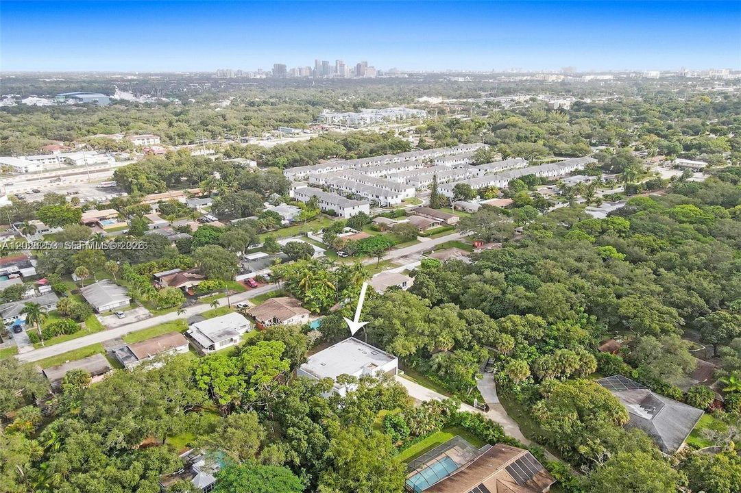 В аренду: $11,595 (5 спален, 3 ванн, 2127 Квадратных фут)