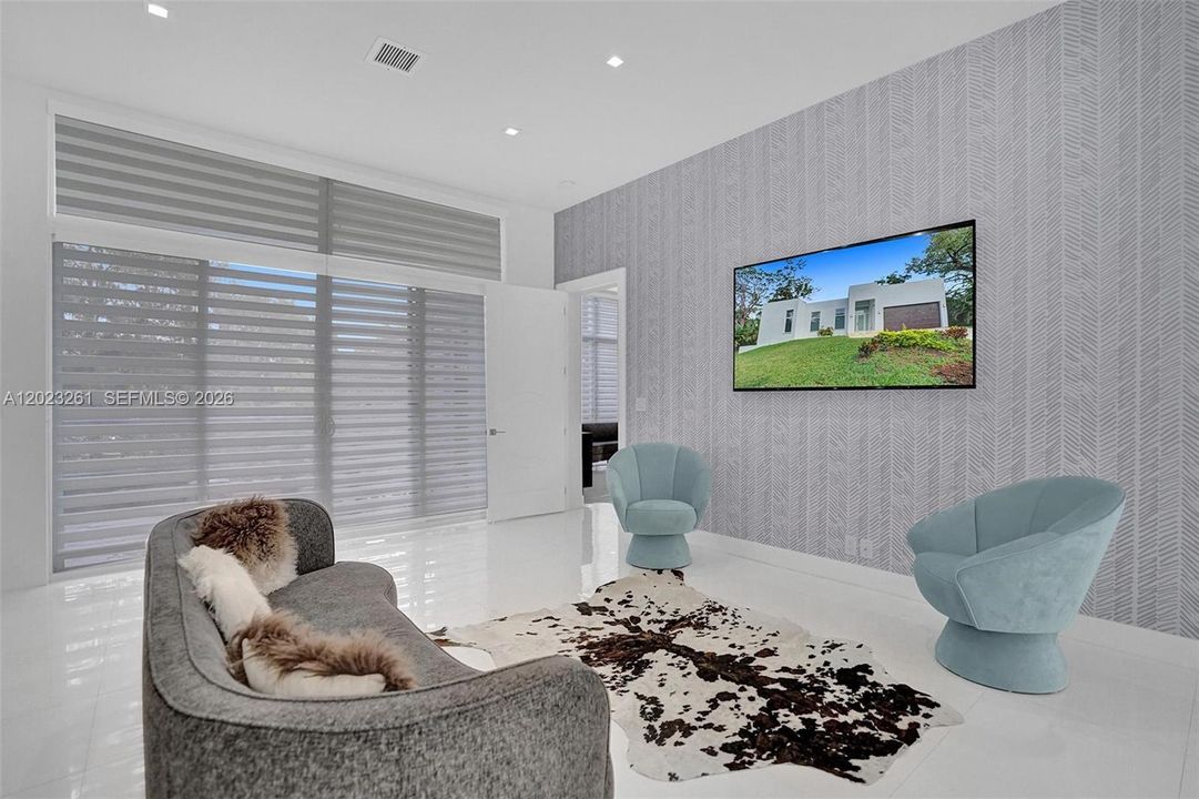 For Sale: $1,695,000 (5 beds, 3 baths, 2127 Square Feet)
