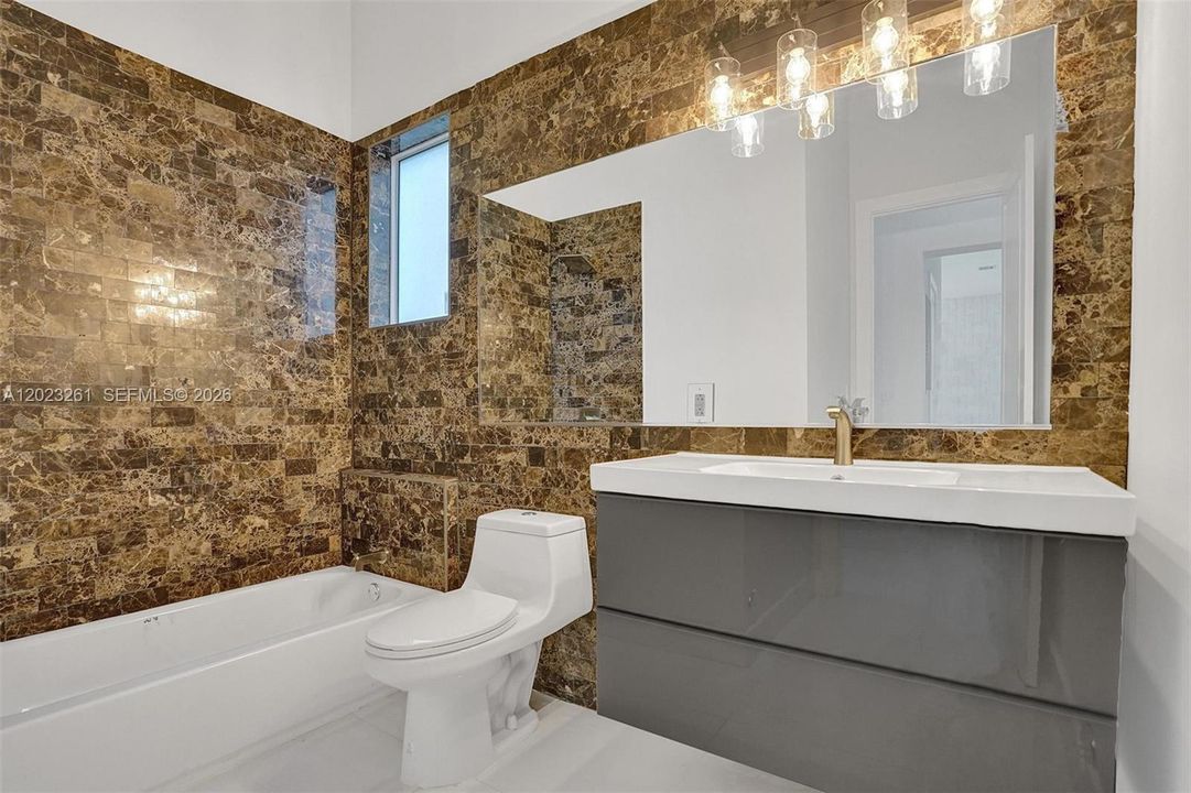 For Sale: $1,695,000 (5 beds, 3 baths, 2127 Square Feet)