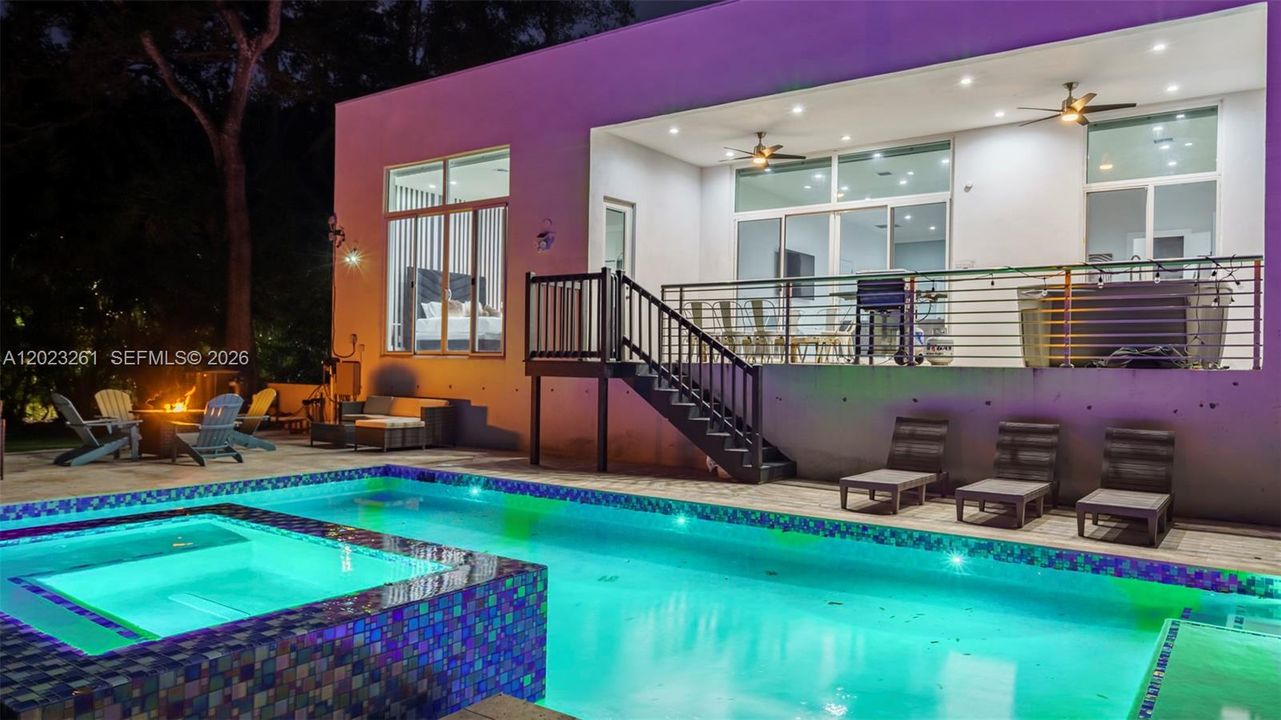 For Sale: $1,695,000 (5 beds, 3 baths, 2127 Square Feet)