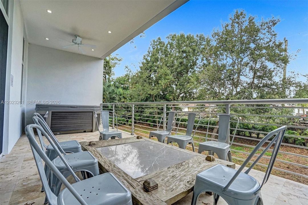 For Sale: $1,695,000 (5 beds, 3 baths, 2127 Square Feet)