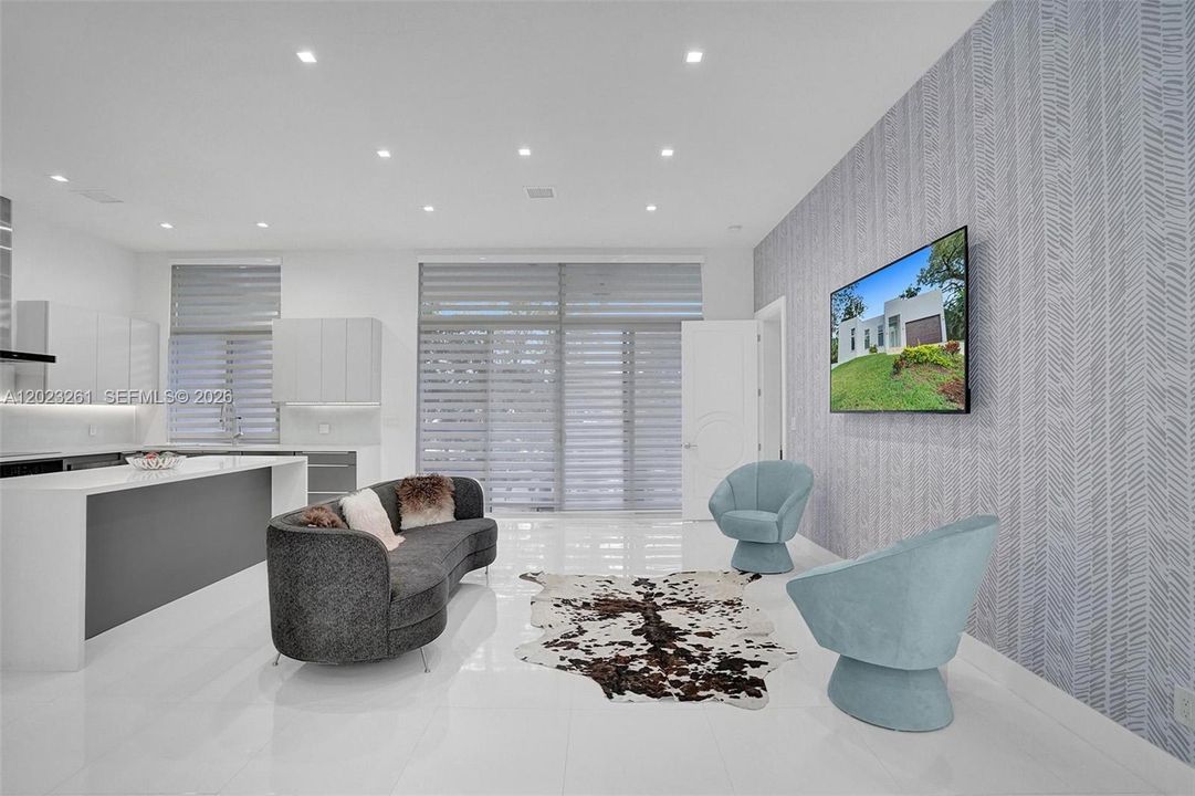 For Sale: $1,695,000 (5 beds, 3 baths, 2127 Square Feet)