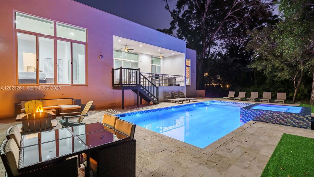 For Sale: $1,695,000 (5 beds, 3 baths, 2127 Square Feet)