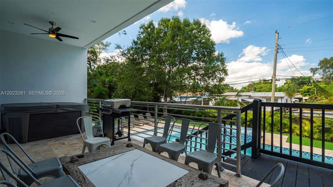 For Sale: $1,695,000 (5 beds, 3 baths, 2127 Square Feet)