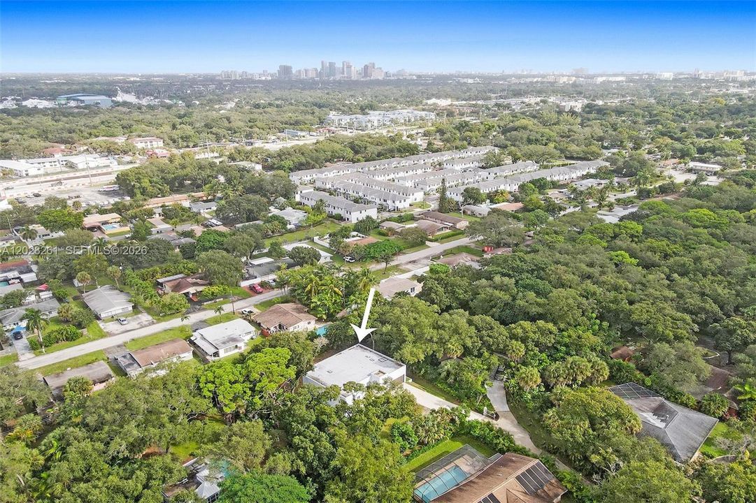 For Sale: $1,695,000 (5 beds, 3 baths, 2127 Square Feet)