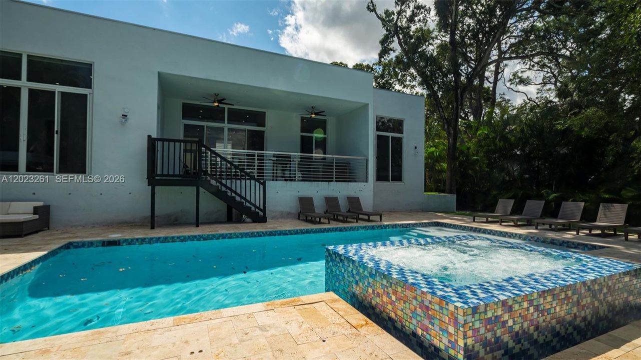 For Sale: $1,695,000 (5 beds, 3 baths, 2127 Square Feet)