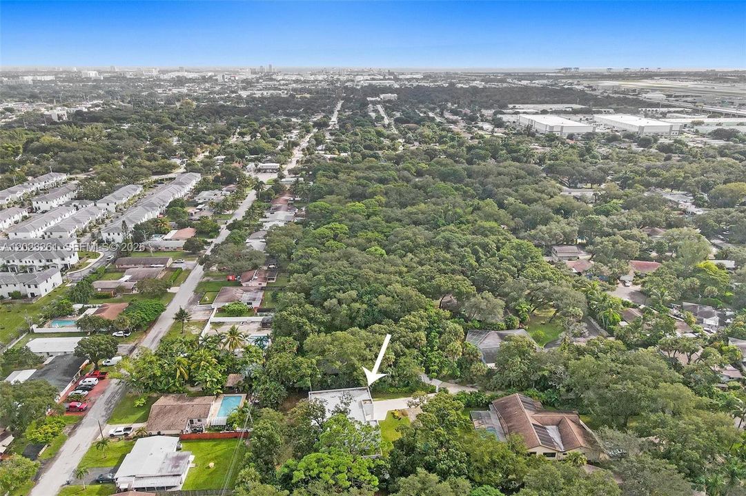 For Sale: $1,695,000 (5 beds, 3 baths, 2127 Square Feet)