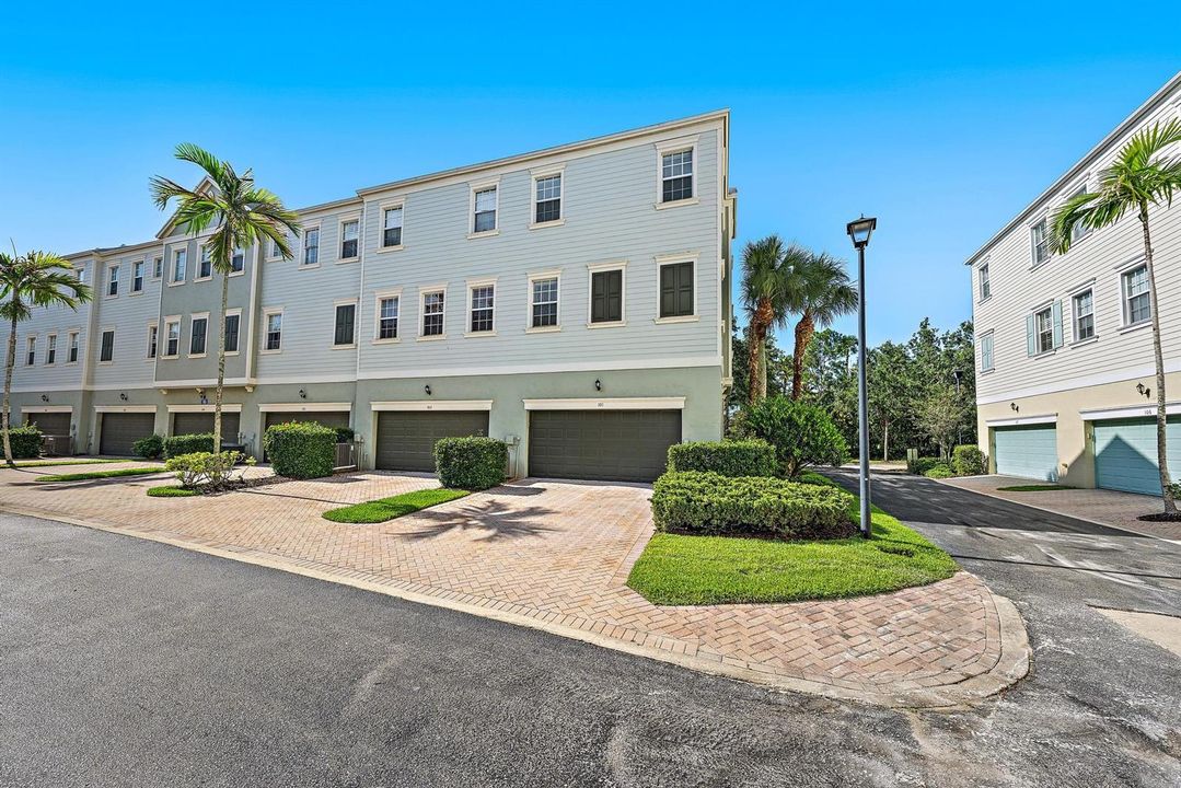 185 Indian Creek Pkwy apt 101-25