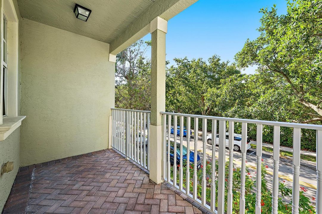 185 Indian Creek Pkwy apt 101-8