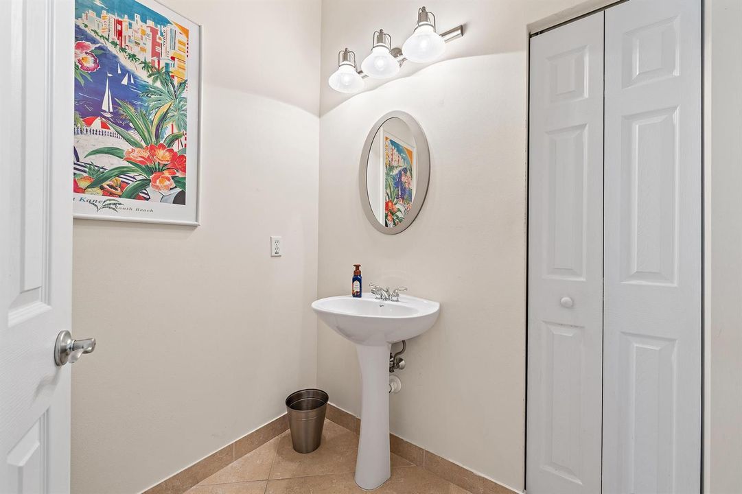 185 Indian Creek Pkwy apt 101-10