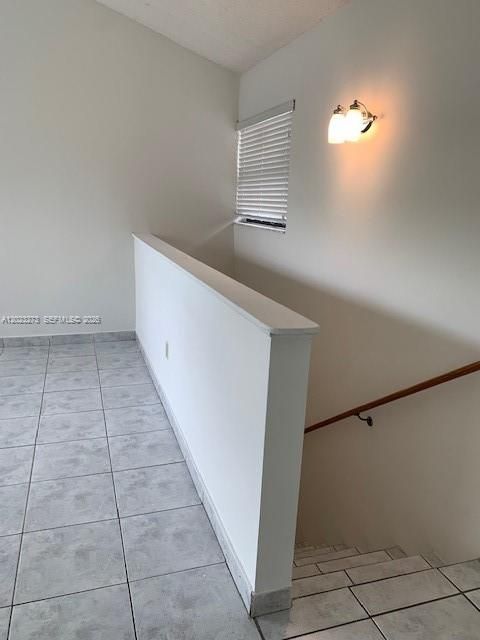 Active With Contract: $2,300 (2 beds, 2 baths, 1005 Square Feet)