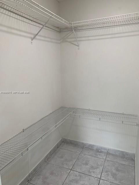 Active With Contract: $2,300 (2 beds, 2 baths, 1005 Square Feet)