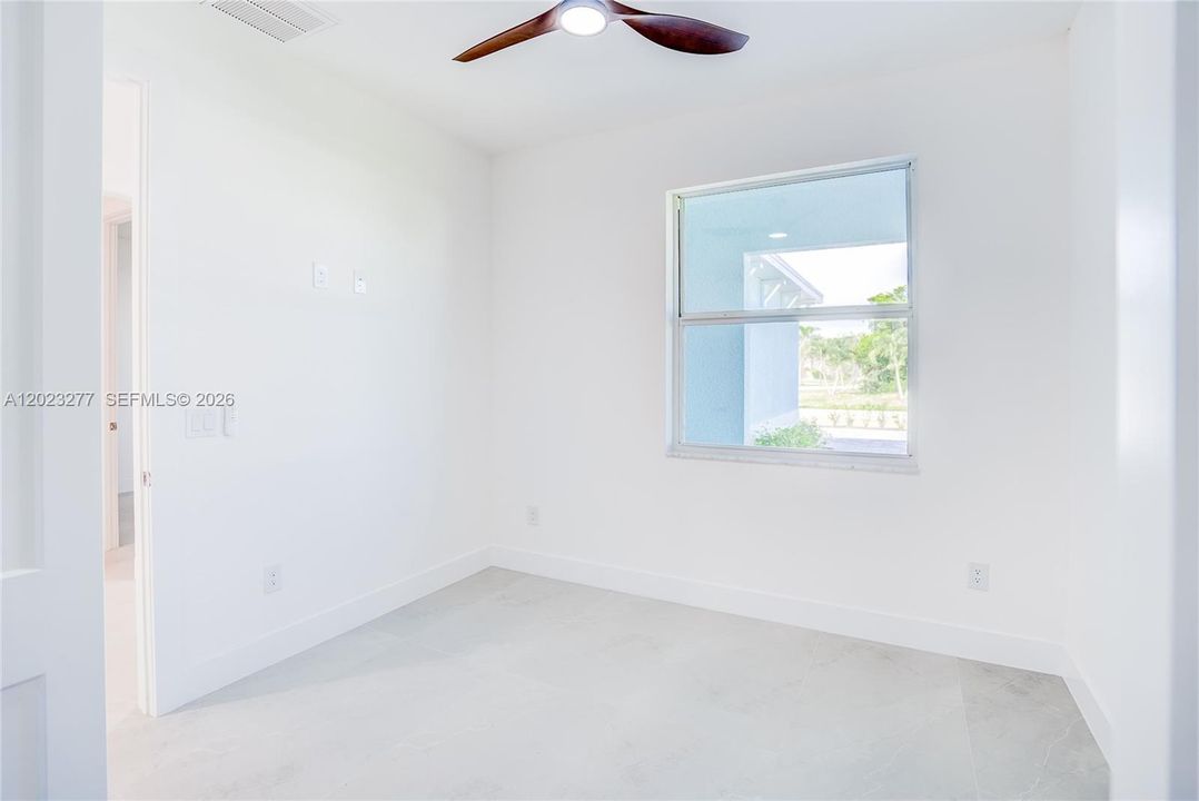 En Venta: $509,801 (3 camas, 2 baños, 1471 Pies cuadrados)