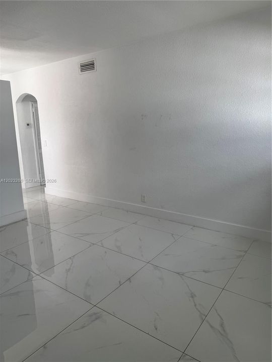 В аренду: $2,250 (2 спален, 2 ванн, 4124 Квадратных фут)