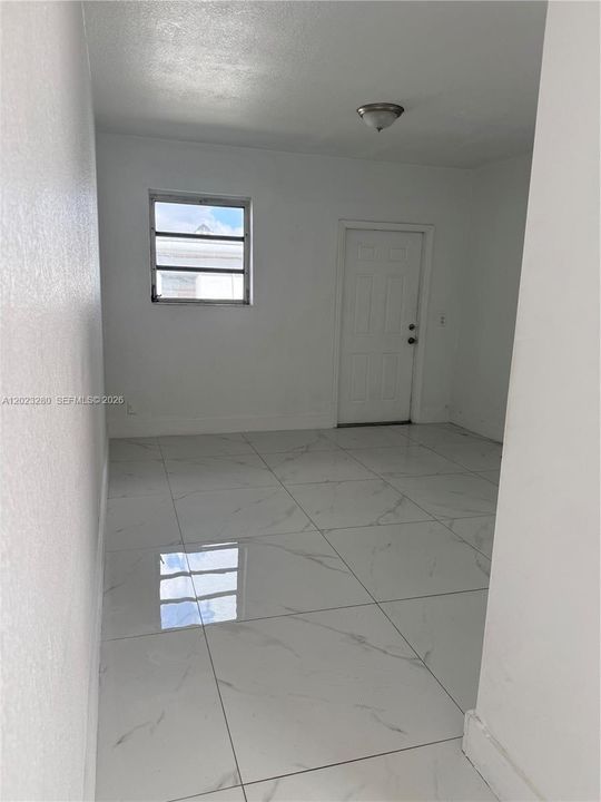 В аренду: $2,250 (2 спален, 2 ванн, 4124 Квадратных фут)