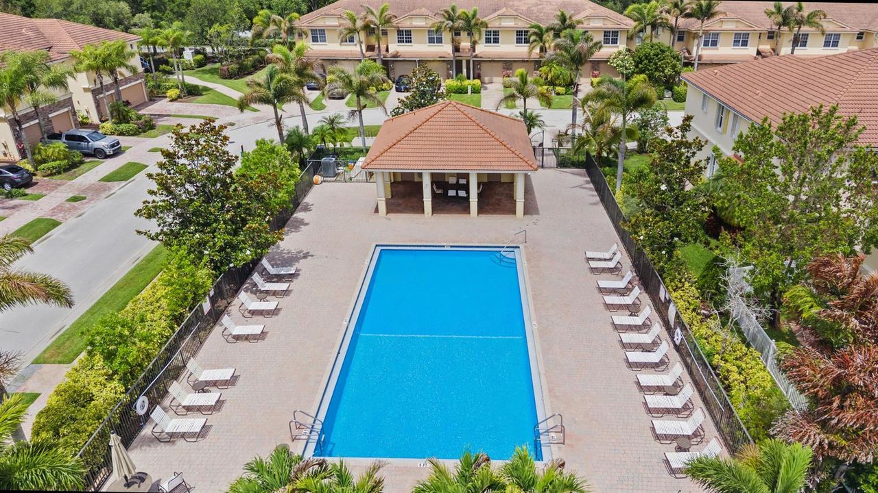 39_stuart + river marina - pool (1)
