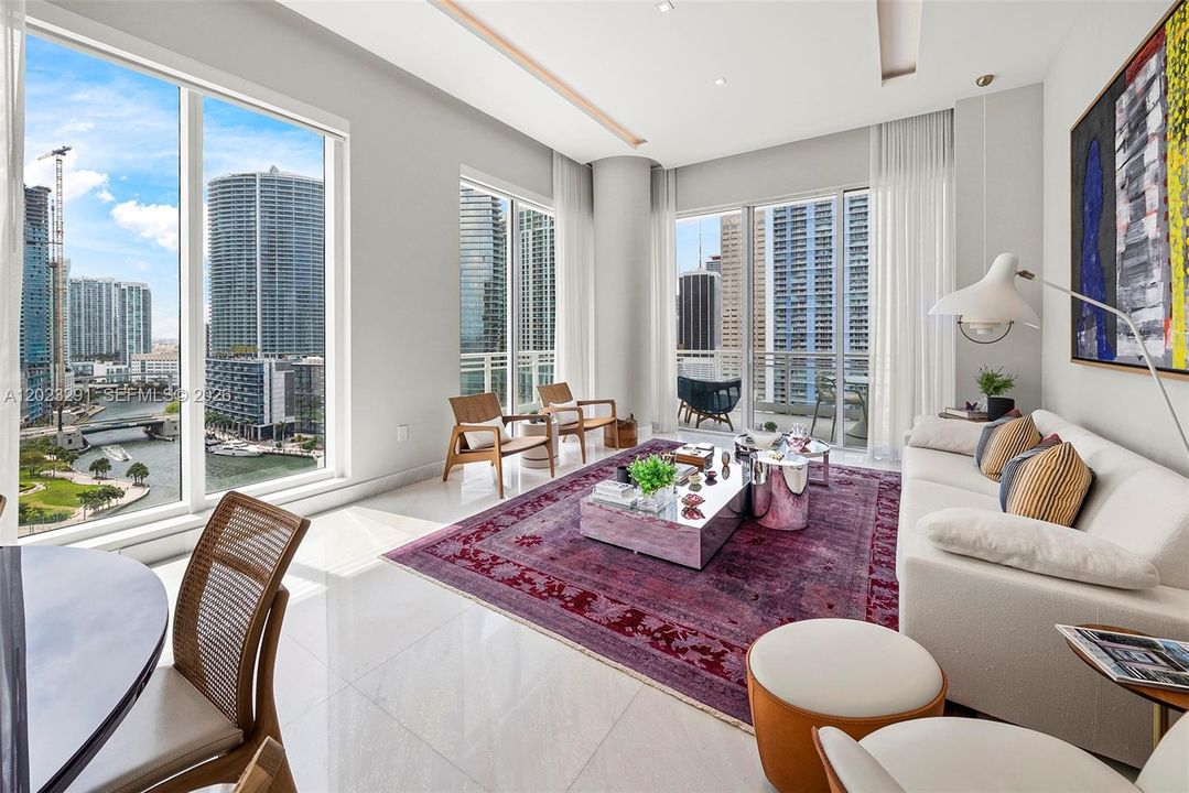 Activo con contrato: $2,790,000 (3 camas, 3 baños, 2065 Pies cuadrados)
