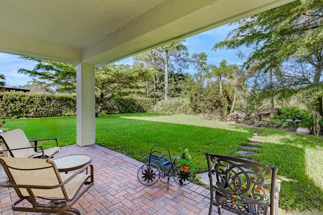 4989 SW Saint Creek Drive-29