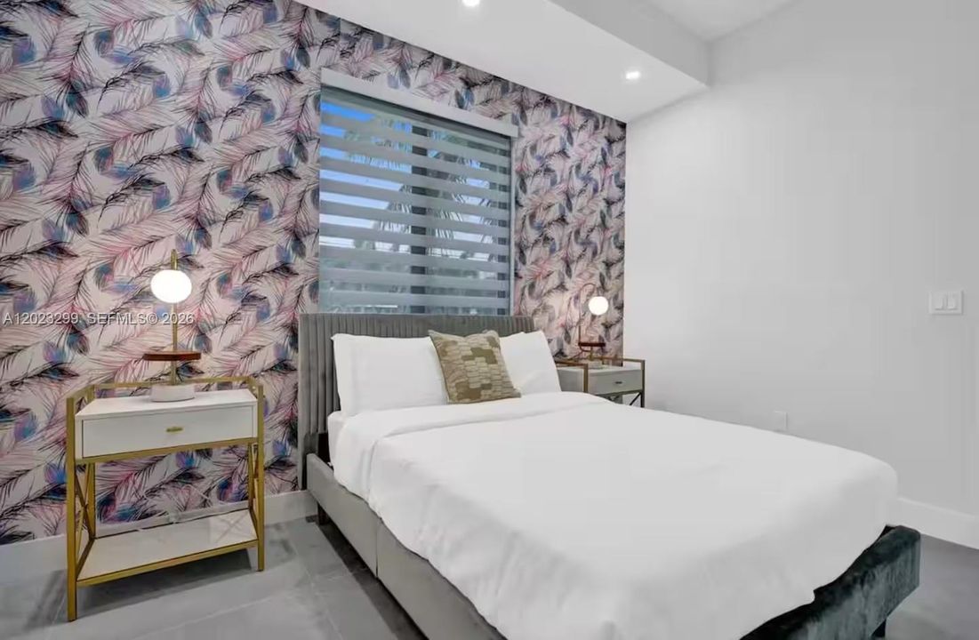 В аренду: $8,495 (5 спален, 2 ванн, 2188 Квадратных фут)
