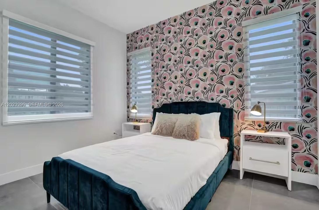 В аренду: $8,495 (5 спален, 2 ванн, 2188 Квадратных фут)