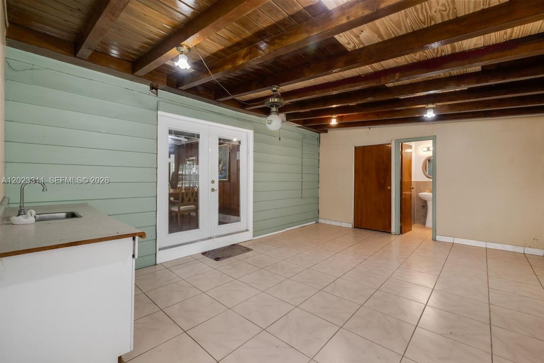 En Venta: $518,000 (3 camas, 2 baños, 1452 Pies cuadrados)