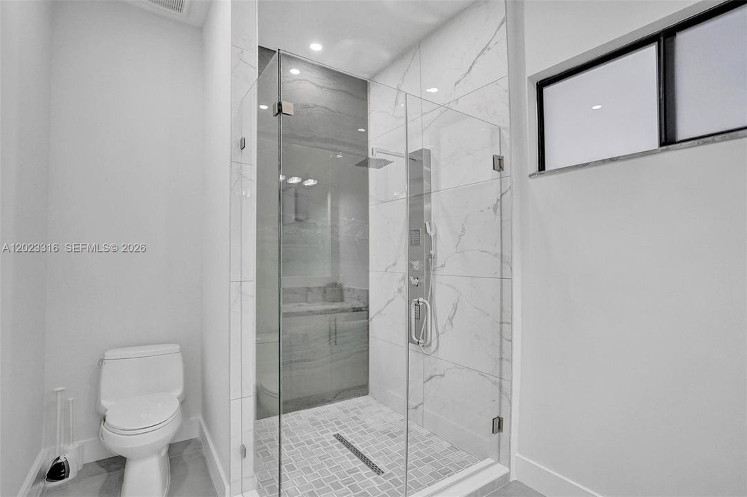 For Sale: $1,249,000 (5 beds, 2 baths, 2188 Square Feet)