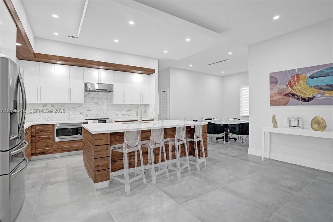 For Sale: $1,249,000 (5 beds, 2 baths, 2188 Square Feet)